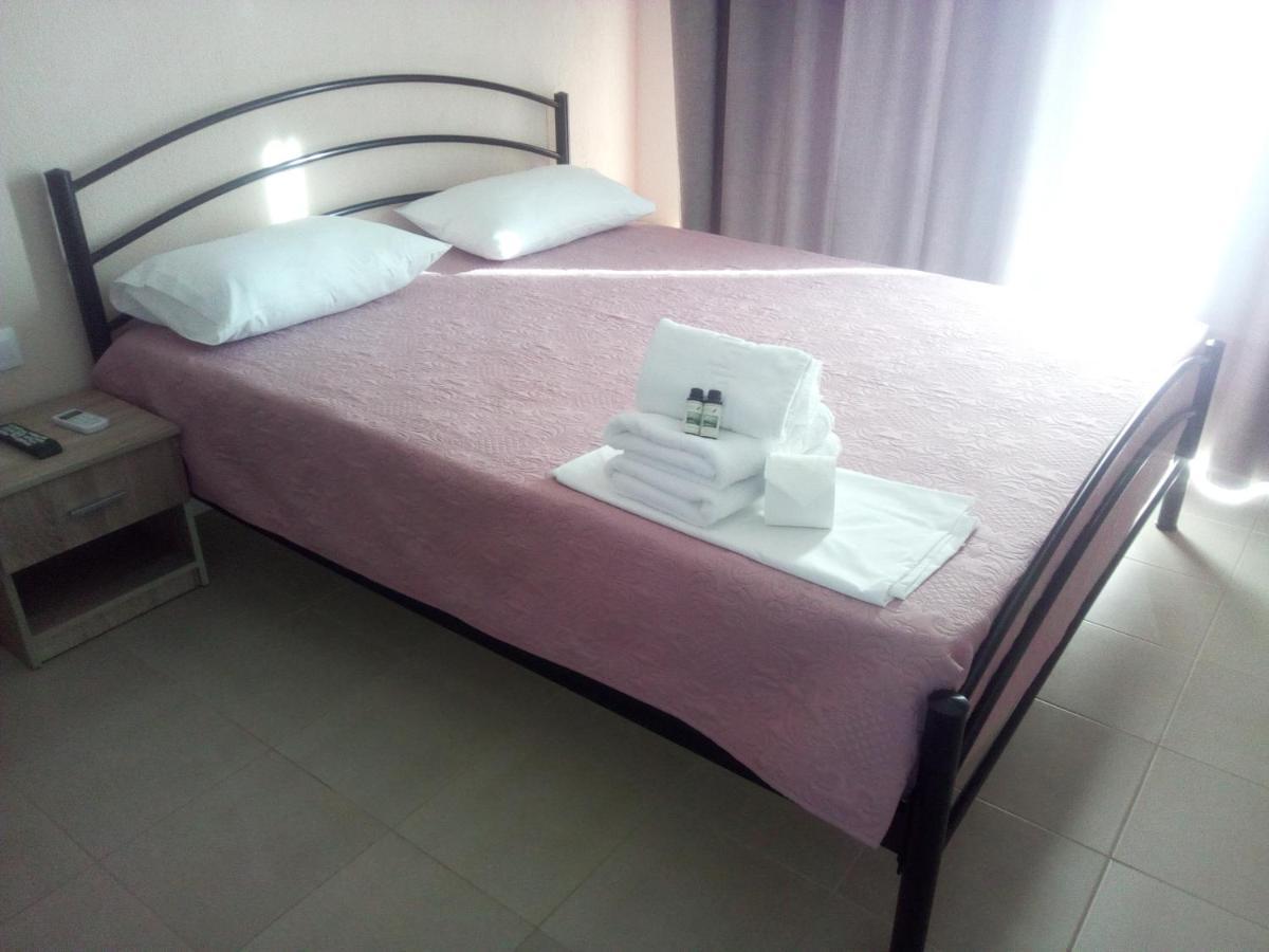 Persefoni Rooms Apartments & Mezonetes Toroni Exterior foto