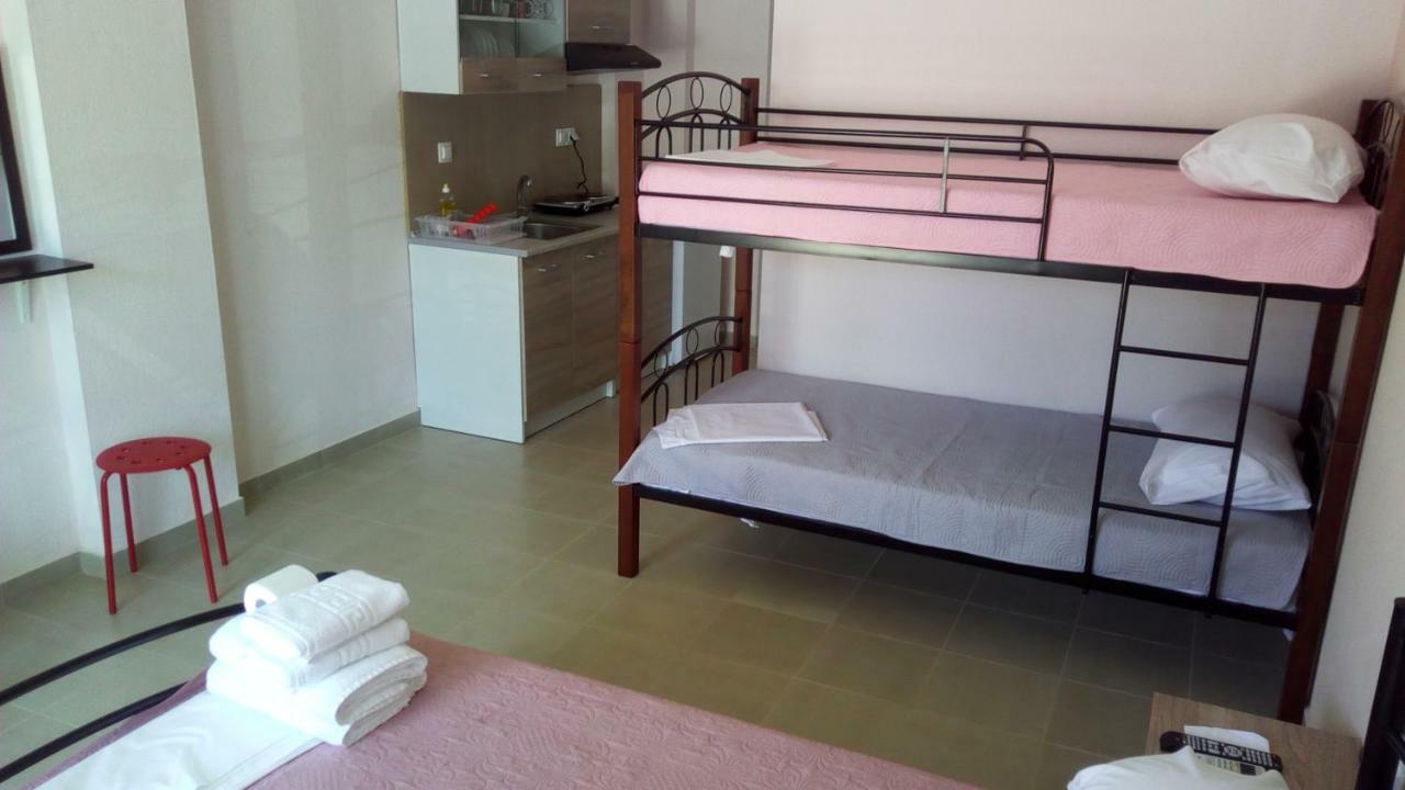 Persefoni Rooms Apartments & Mezonetes Toroni Exterior foto