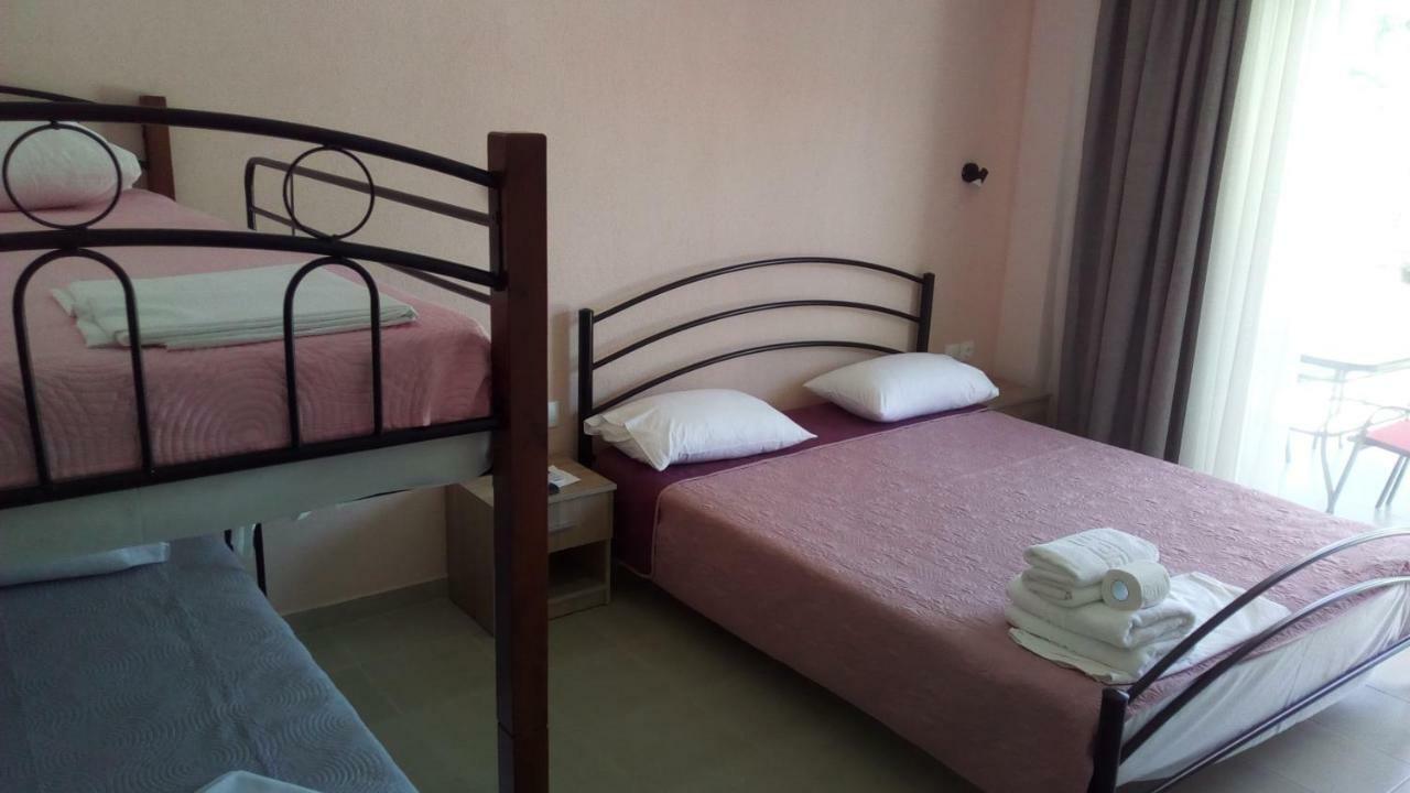 Persefoni Rooms Apartments & Mezonetes Toroni Exterior foto